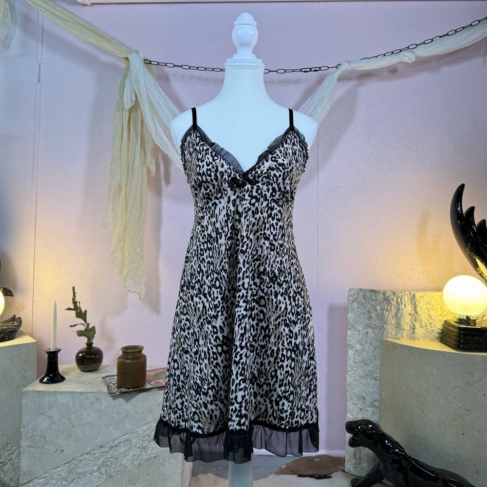 Vintage Leopard Print Slip Dress with Sheer Lace Trim – Y2K Style